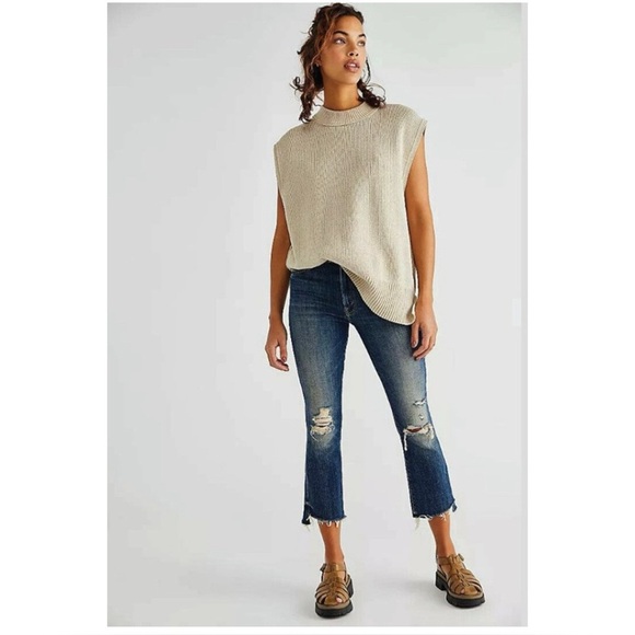 MOTHER The Insider Crop Step Fray in Wicked Wildflower Size 27 Medium Wash - Picture 2 of 15